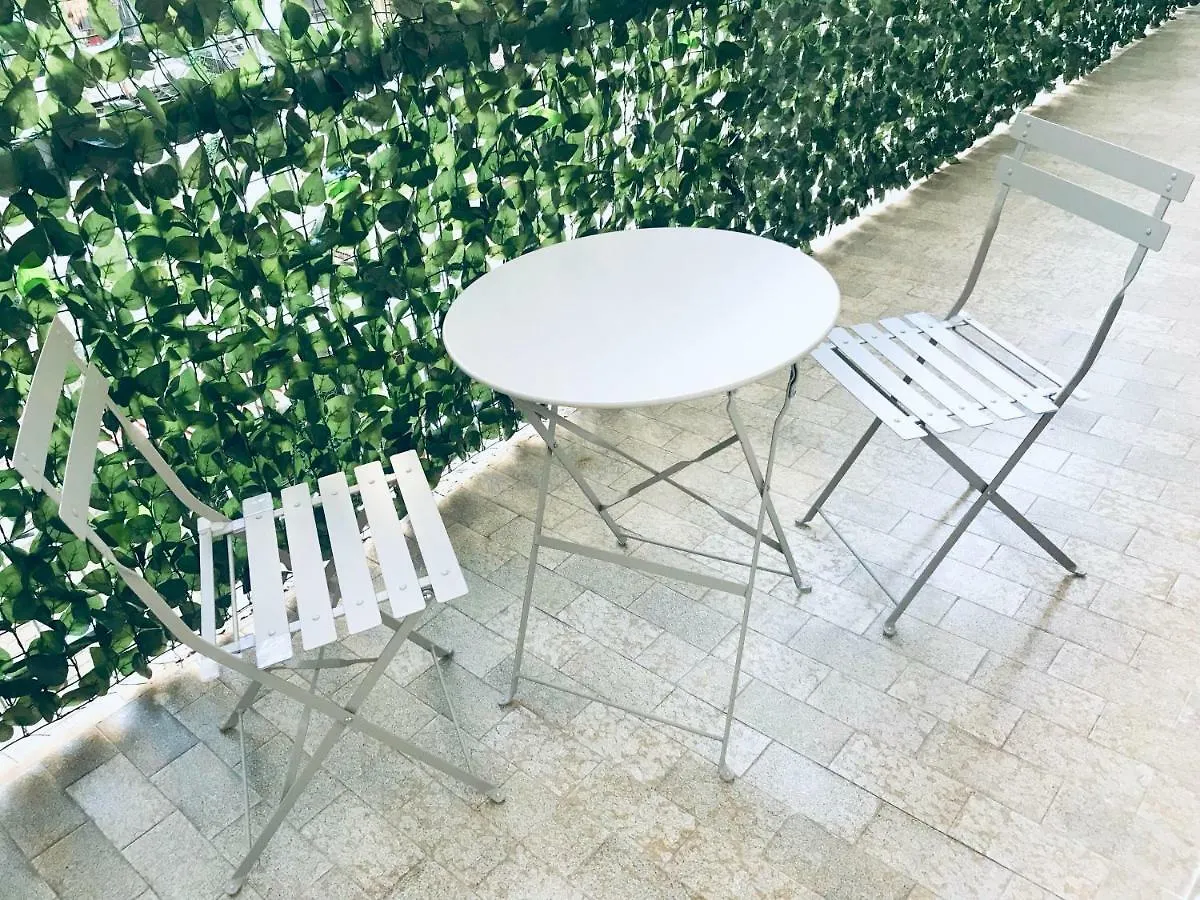 Bellhome 3 - Elegante Appartamento Nel Centro Di Bari Apartment